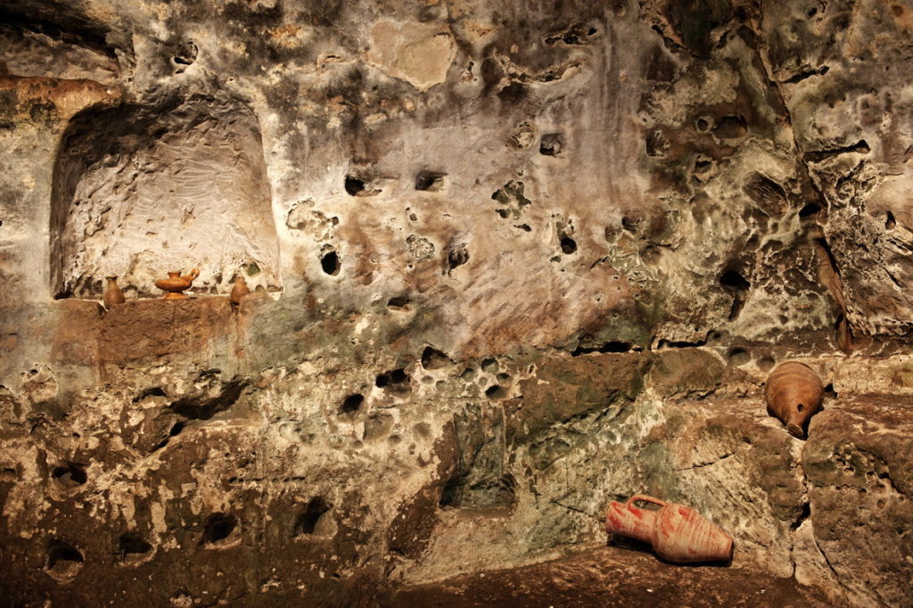Grotta Rupestre - Valle dell'Acanto-5